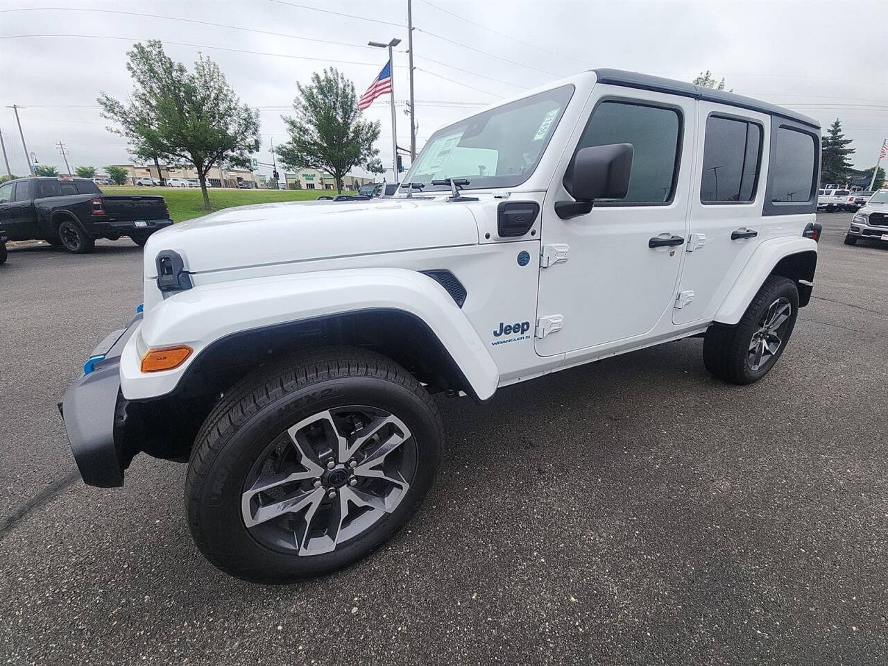 2024 Jeep Wrangler for sale at Victoria Auto Sales in Victoria, MN