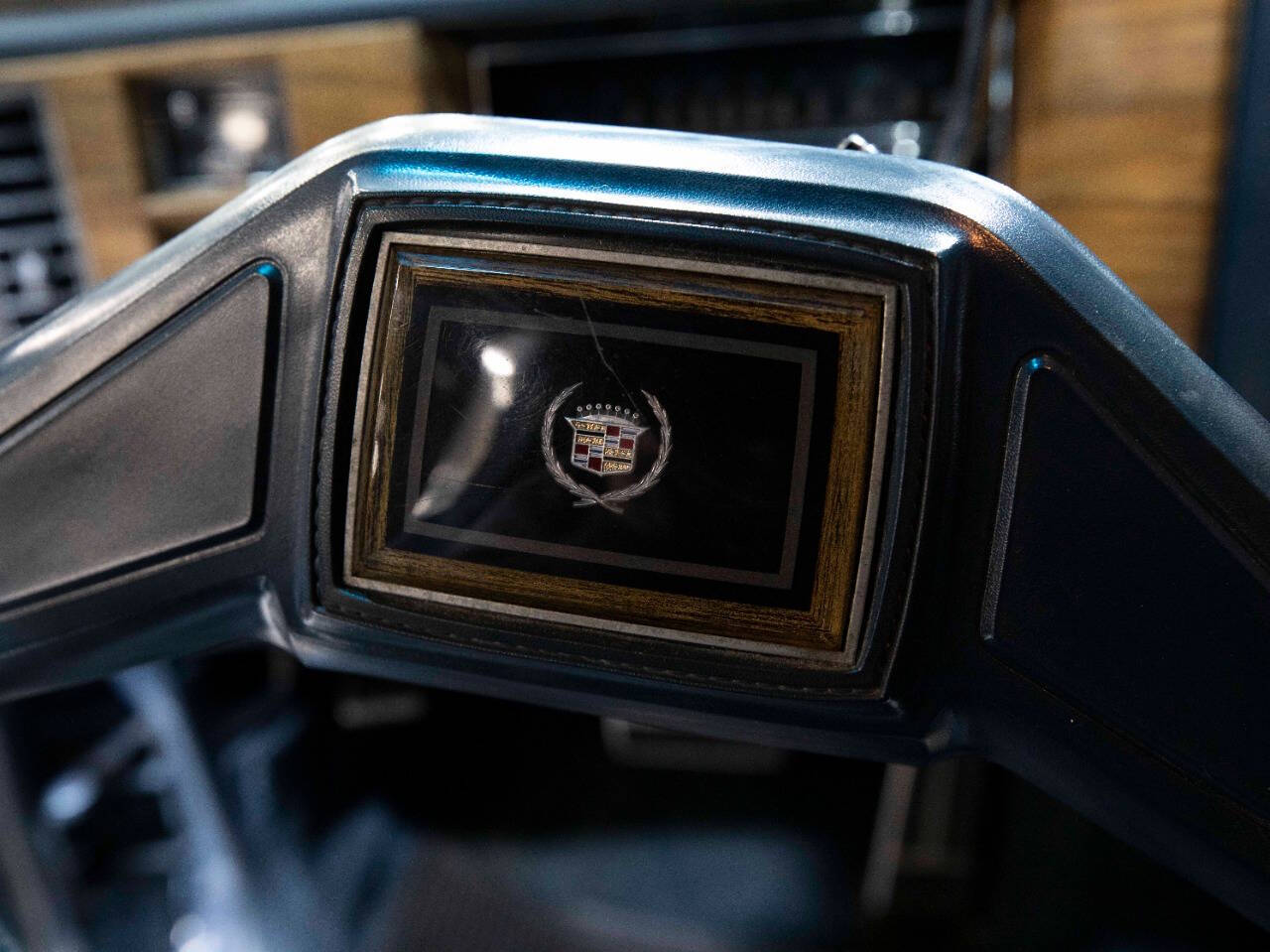 1985 Cadillac Fleetwood Brougham 45