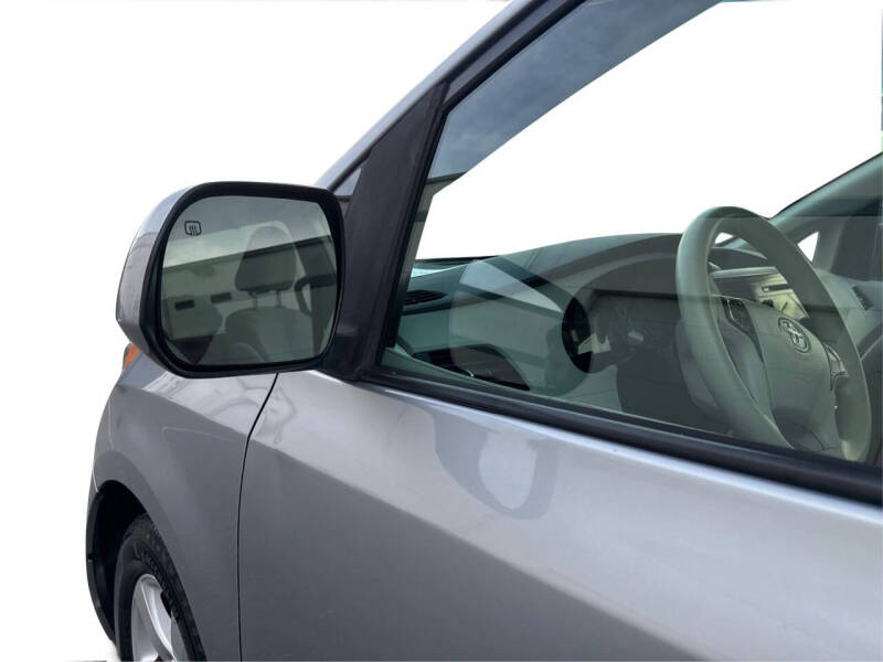 2011 Toyota Sienna