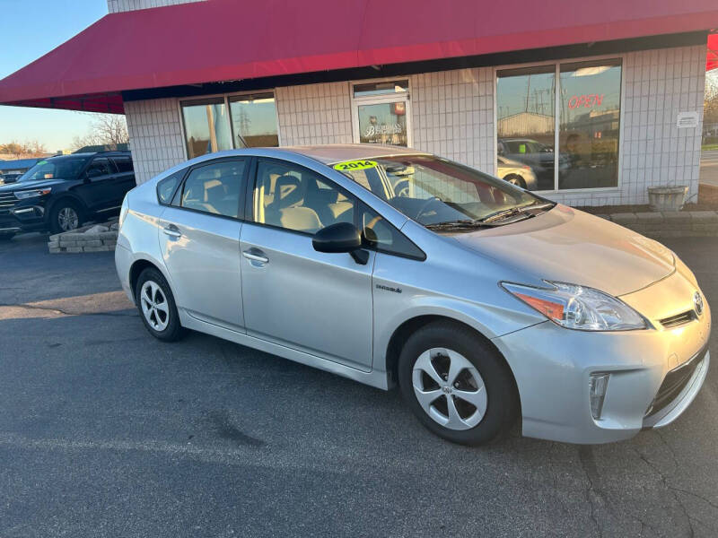 2014 Toyota Prius for sale at BORGMAN OF HOLLAND LLC in Holland MI