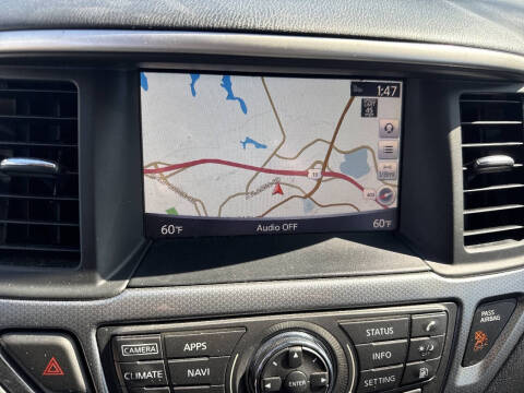 2020 Nissan Pathfinder SL