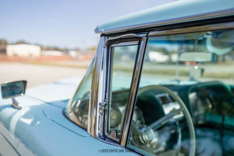 1960 Ford Thunderbird