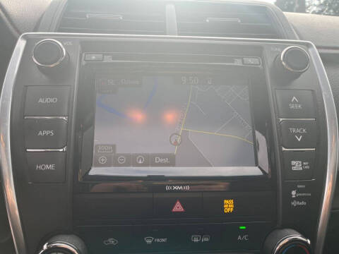 2017 Toyota Camry SE