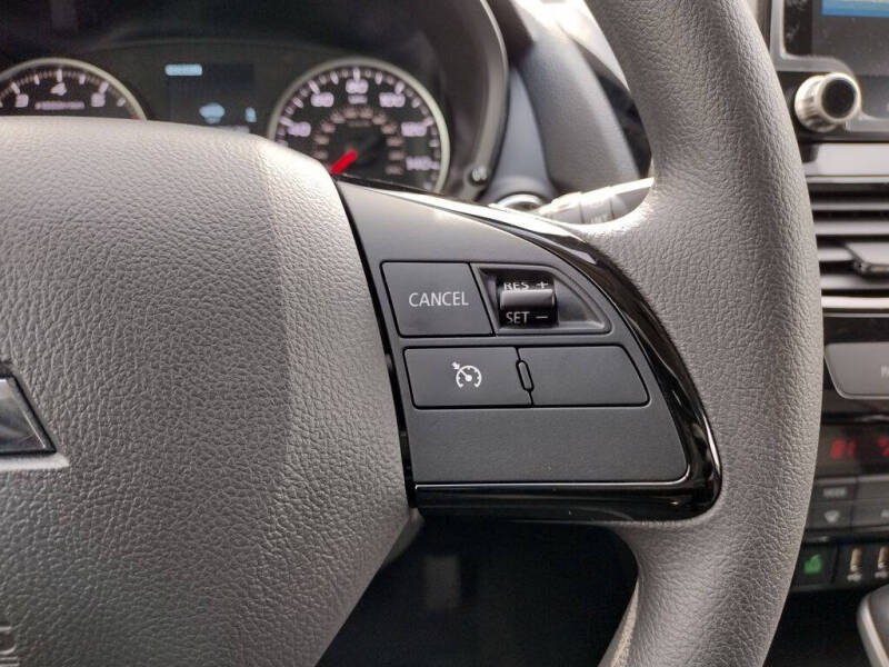 2026 Mitsubishi Eclipse Cross LE