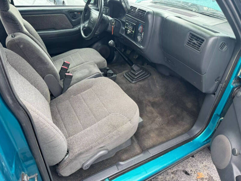 1995 Chevrolet S-10 LS