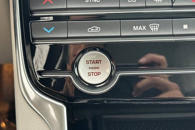 2020 Jaguar XF 25t Prestige