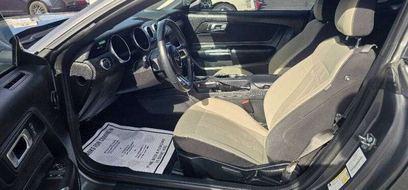 2021 Ford Mustang EcoBoost