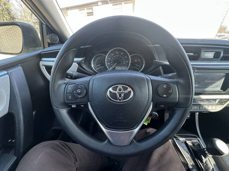 2015 Toyota Corolla LE