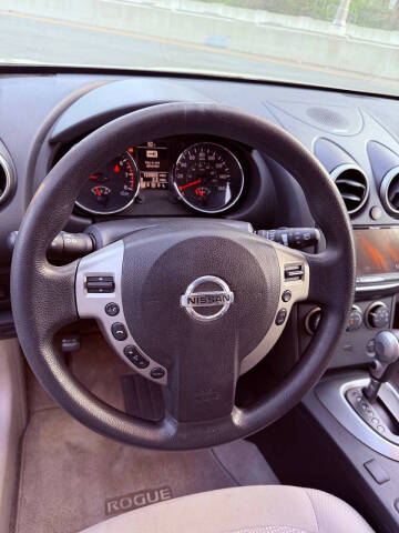 2013 Nissan Rogue SV
