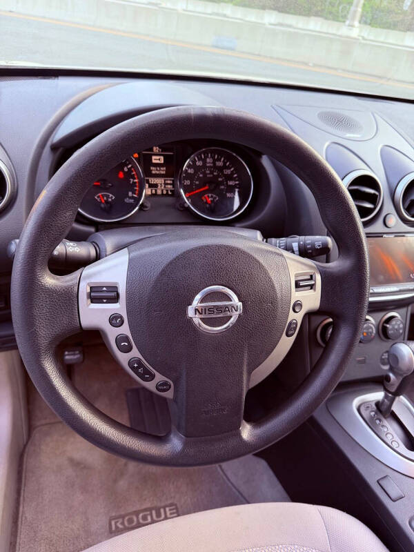 2013 Nissan Rogue SV