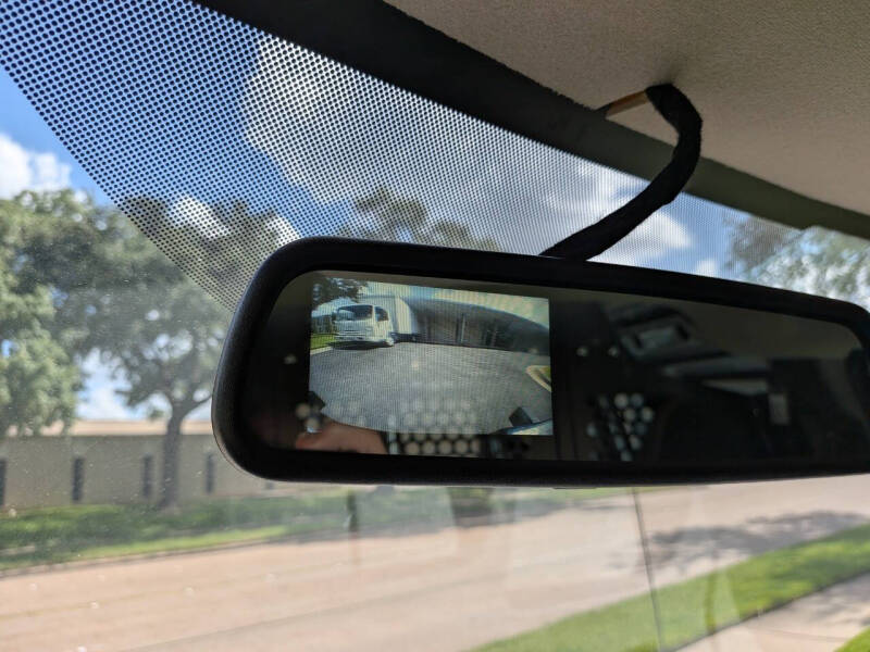2025 Chevrolet Express 2500