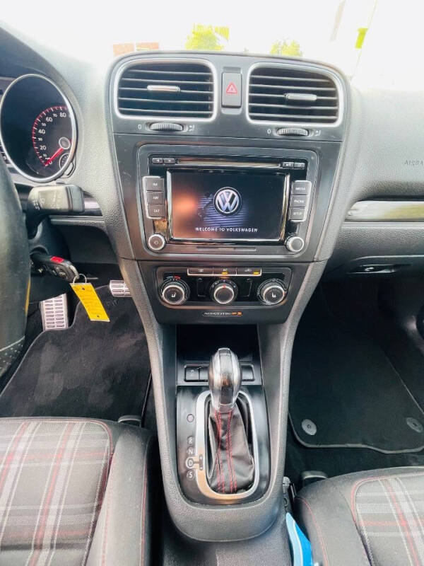2012 Volkswagen GTI Autobahn PZEV