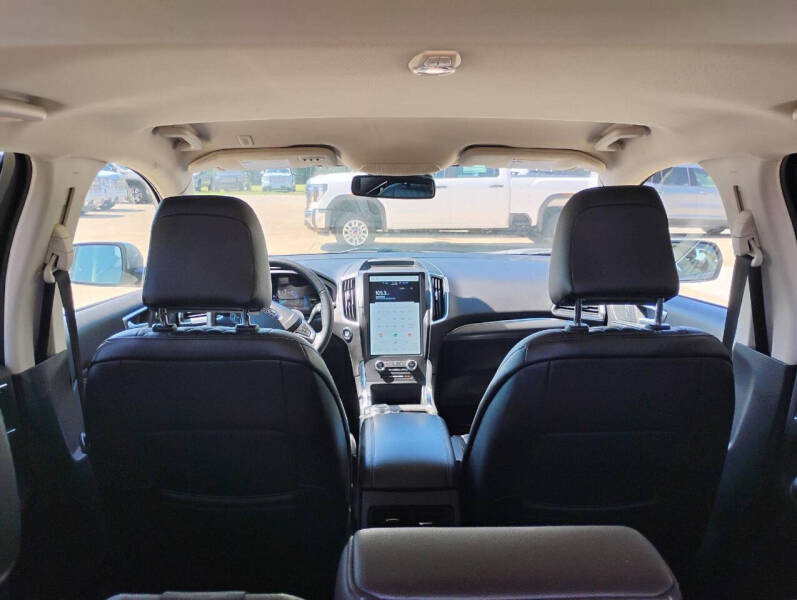 2024 Ford Edge Titanium