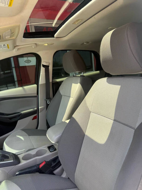 2014 Ford Focus SE