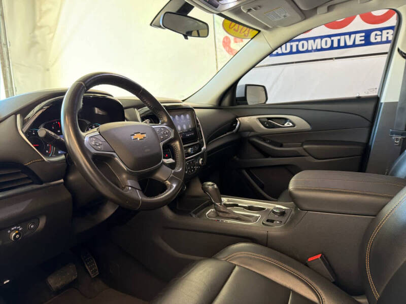 2020 Chevrolet Traverse LT Leather