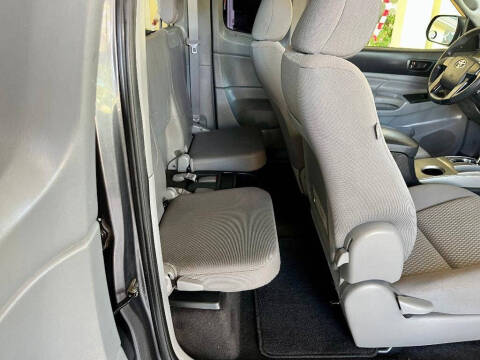 2012 Toyota Tacoma PreRunner V6