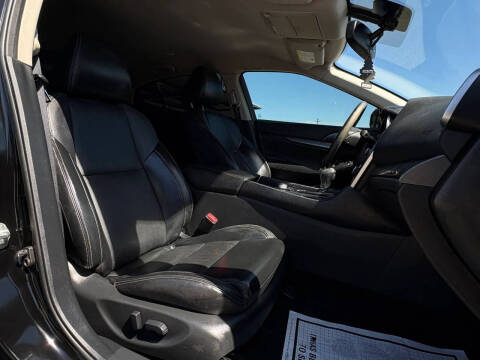 2017 Nissan Maxima