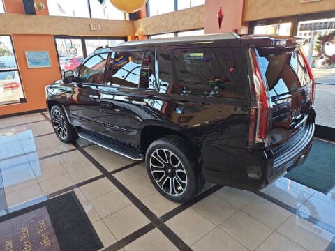 2019 Cadillac Escalade Luxury