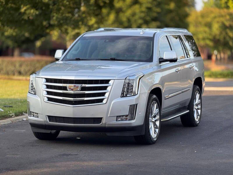 2018 Cadillac Escalade Luxury