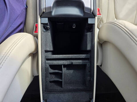 2017 Lincoln MKZ Hybrid Select