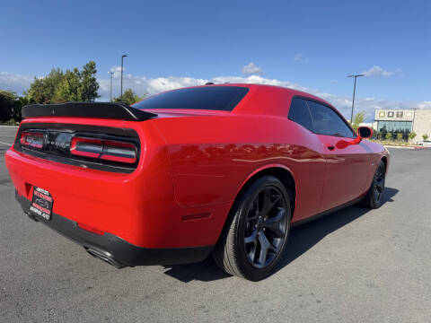 2017 Dodge Challenger
