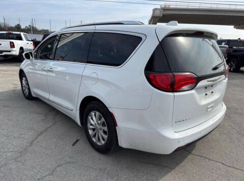 2019 Chrysler Pacifica Touring L