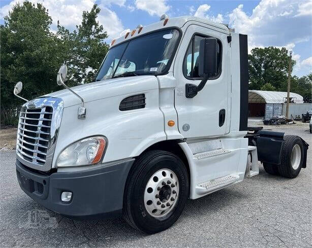 2014 Freightliner Cascadia
