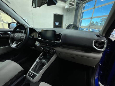 2024 Hyundai Venue SEL
