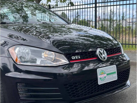 2017 Volkswagen Golf GTI S
