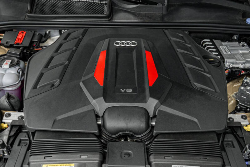 2024 Audi SQ8 4.0T quattro Prestige