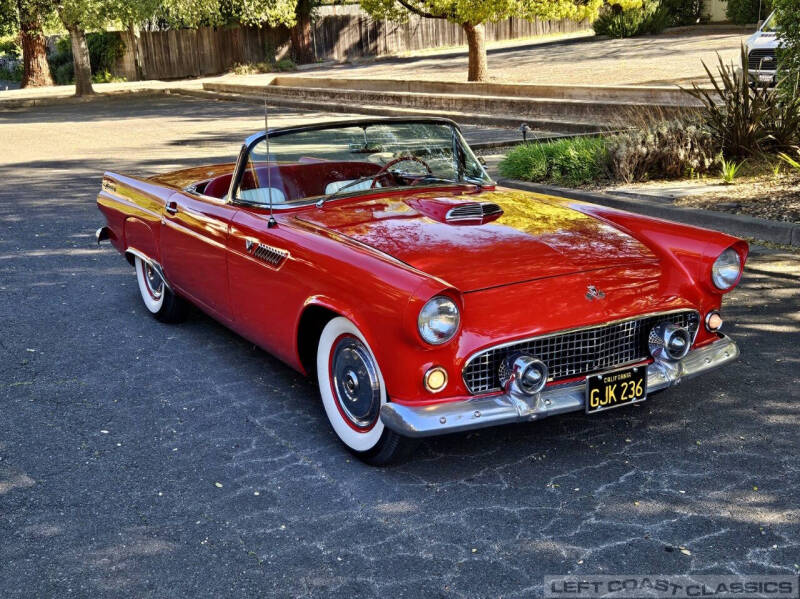 1955 Ford Thunderbird