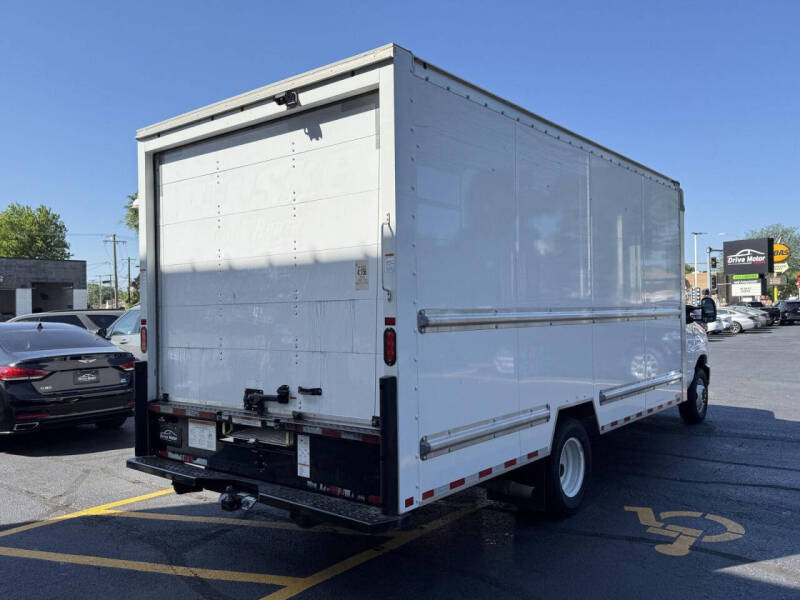 2022 Ford E-Series