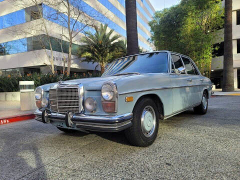 1971 Mercedes-Benz 250