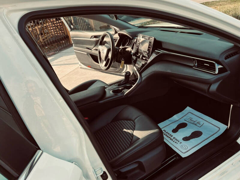 2021 Toyota Camry SE Nightshade