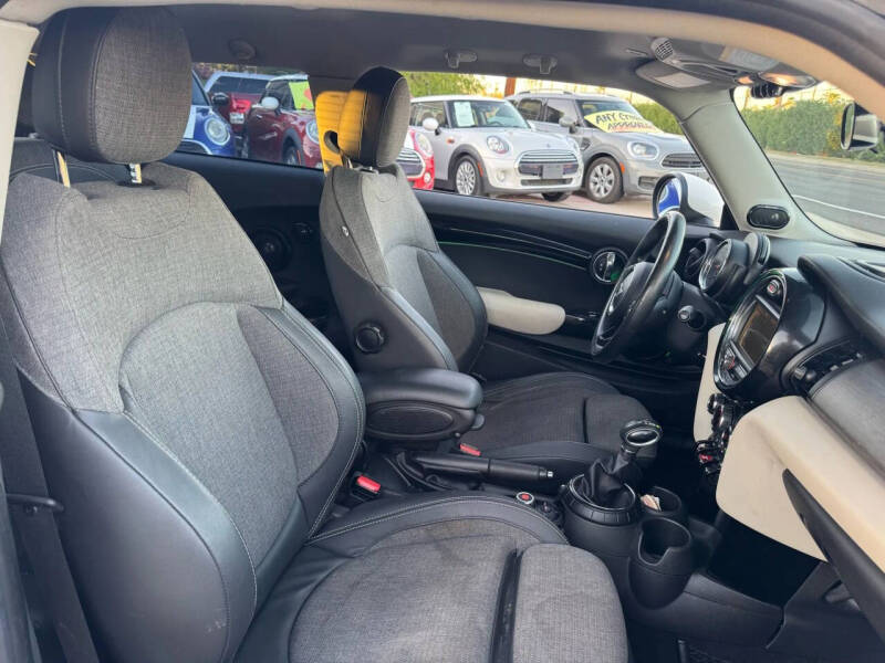 2015 MINI Hardtop 2 Door Cooper S