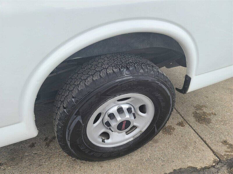 2017 GMC Savana 2500