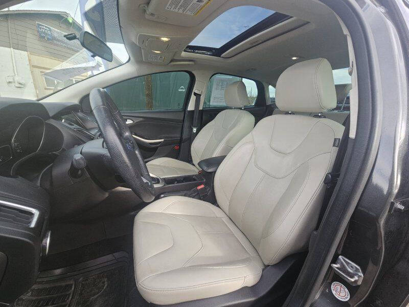 2017 Ford Focus Titanium