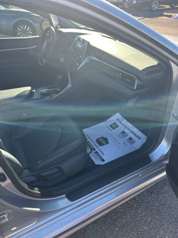 2022 Toyota Camry SE