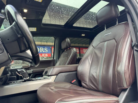 2017 Ford F-150 Platinum