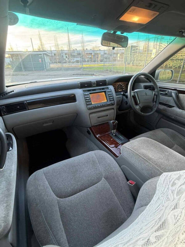 1999 Toyota Crown