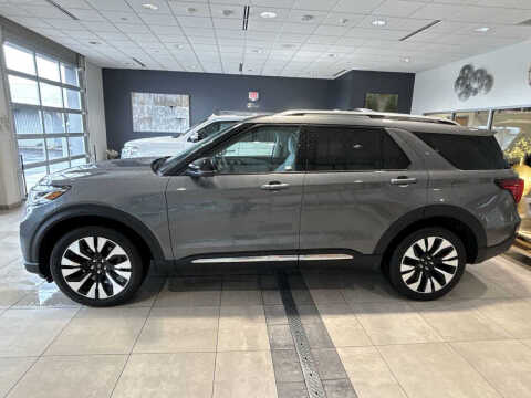 2025 Ford Explorer Platinum