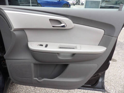 2011 Chevrolet Traverse LT