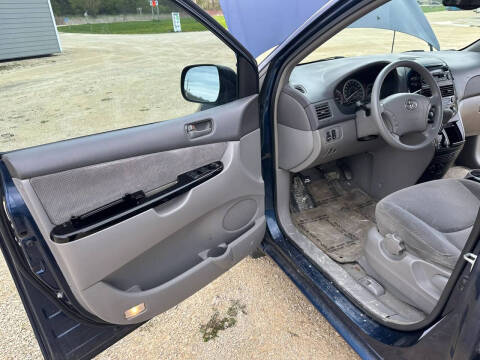 2004 Toyota Sienna