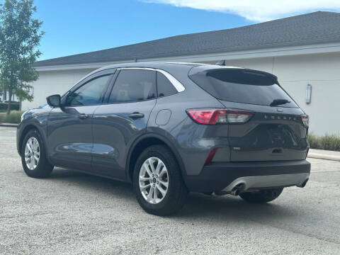 2021 Ford Escape SE