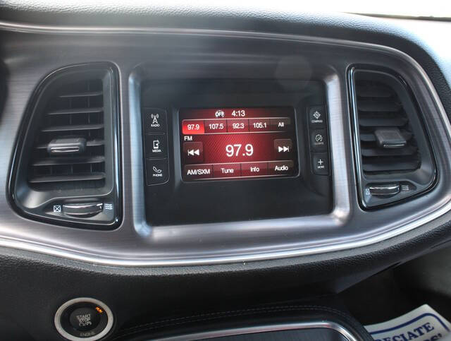 2016 Dodge Challenger SXT