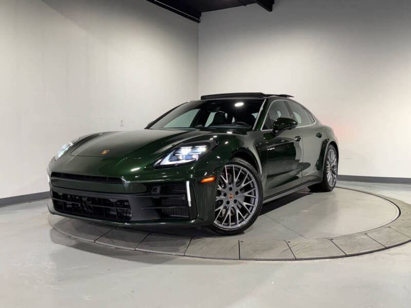 2025 Porsche Panamera 4 E-Hybrid