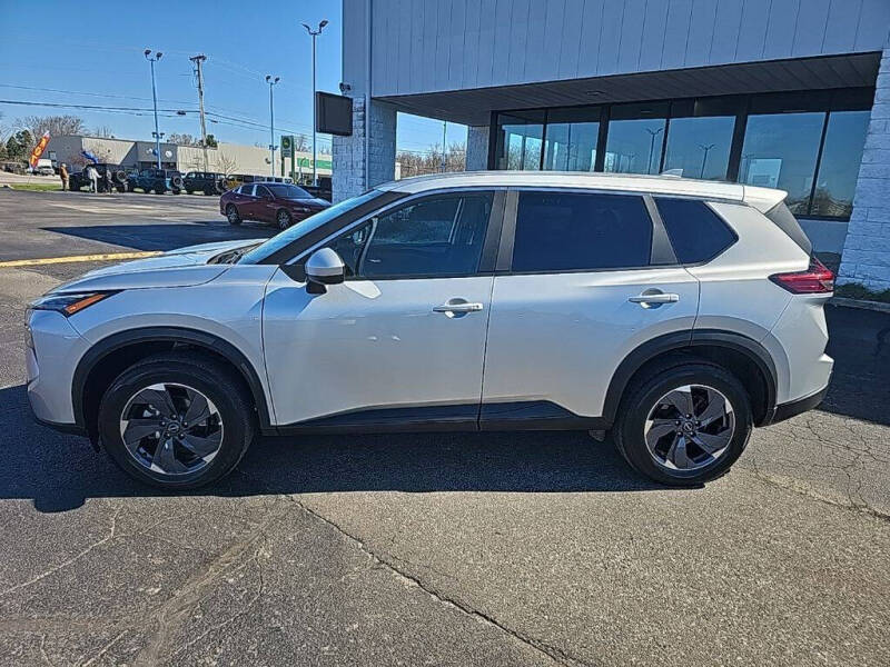 2025 Nissan Rogue SV