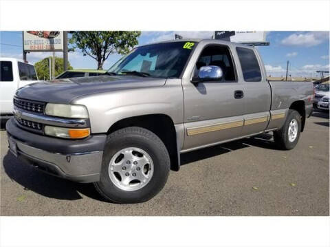2002 Chevrolet Silverado 1500 for sale at HARDIN AUTOS in Jonesboro GA