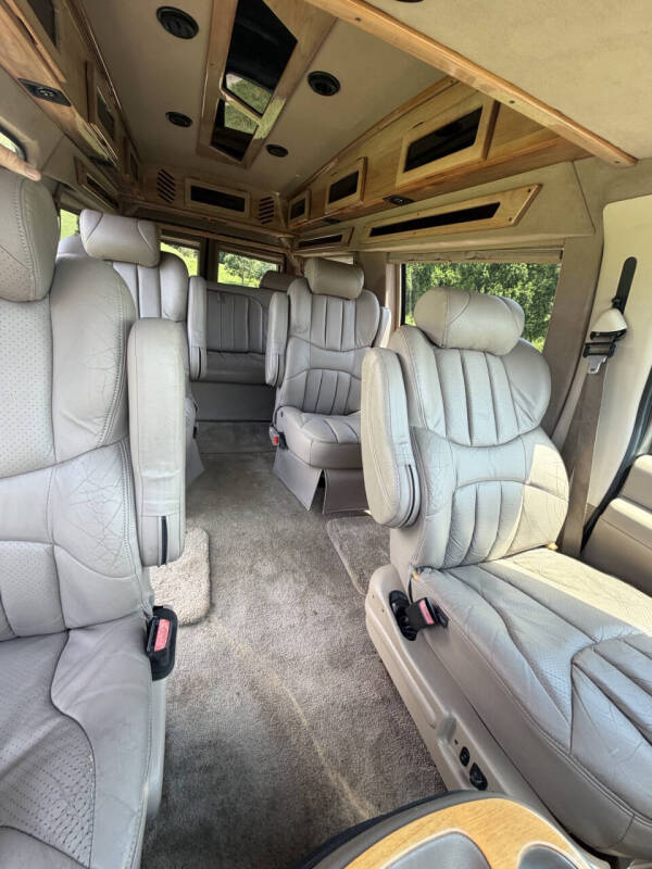 2003 Ford E-Series E-150