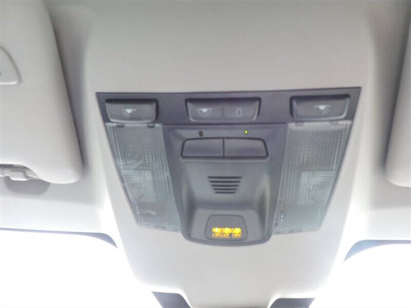 2011 Volvo C70 T5